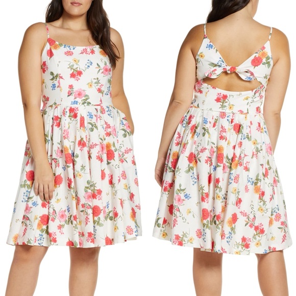 Gal Meets Glam Dresses & Skirts - Gal Meets Glam NWT Floral Bow Dress